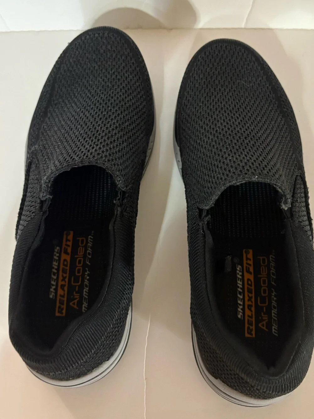 Skechers easy slip
